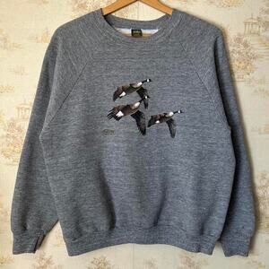 Vintage 80s Jerzees Raglan Sweatshirt | Flying Geese Art | Heather Grey Size L